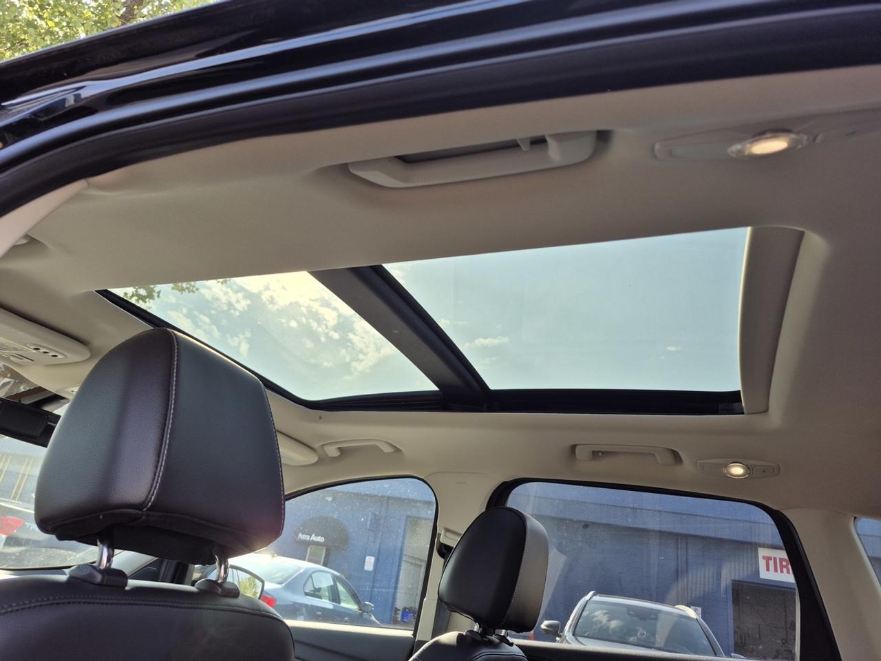 2017 Ford Escape Titanium Photo