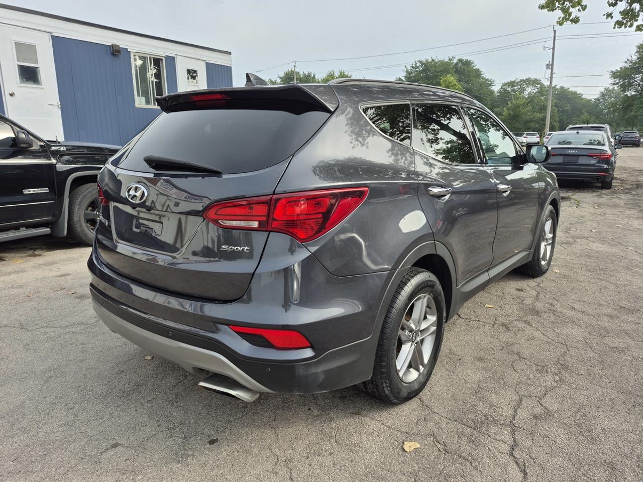 2017 Hyundai Santa Fe SPORT Photo