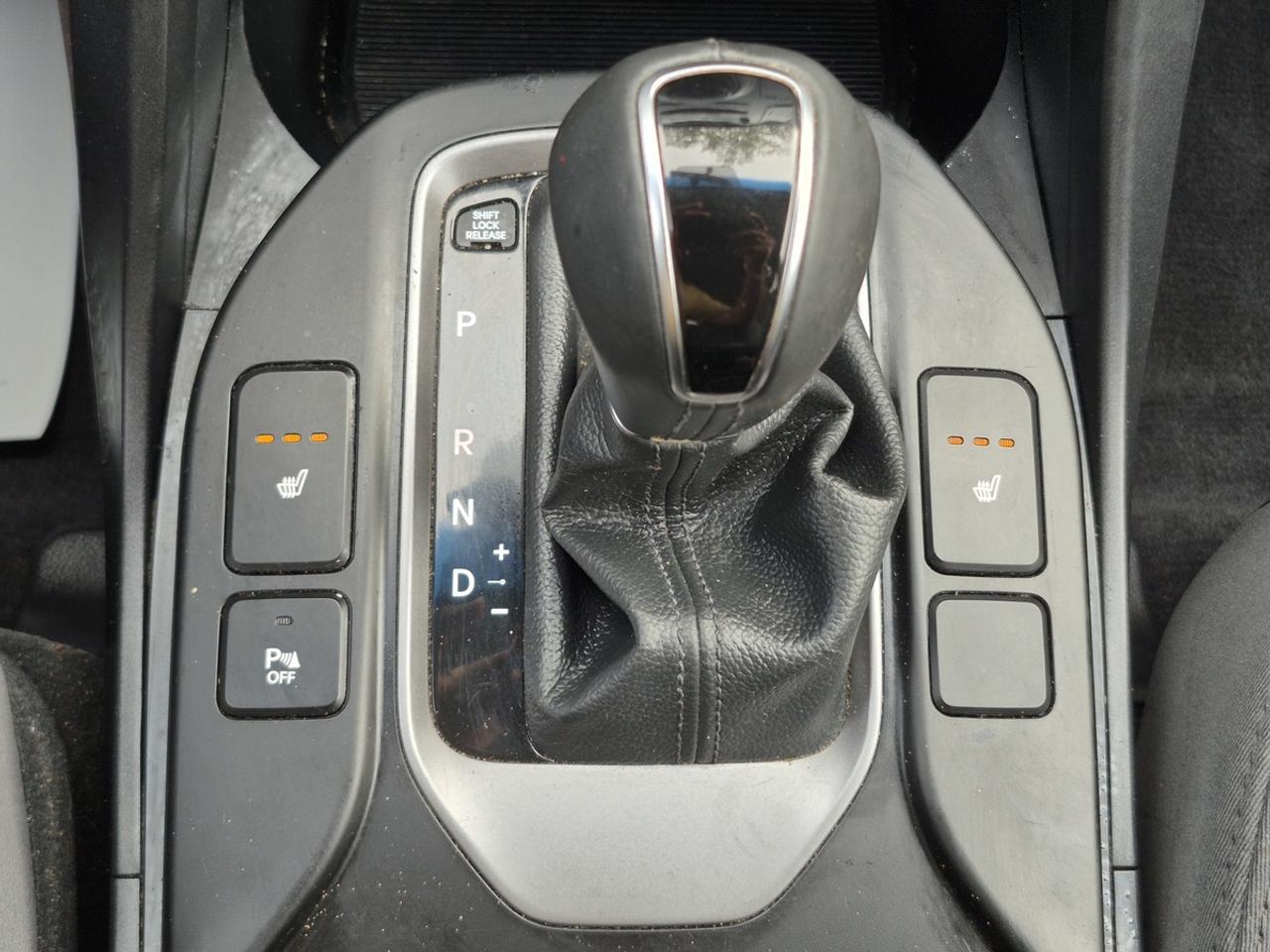2017 Hyundai Santa Fe SPORT Photo