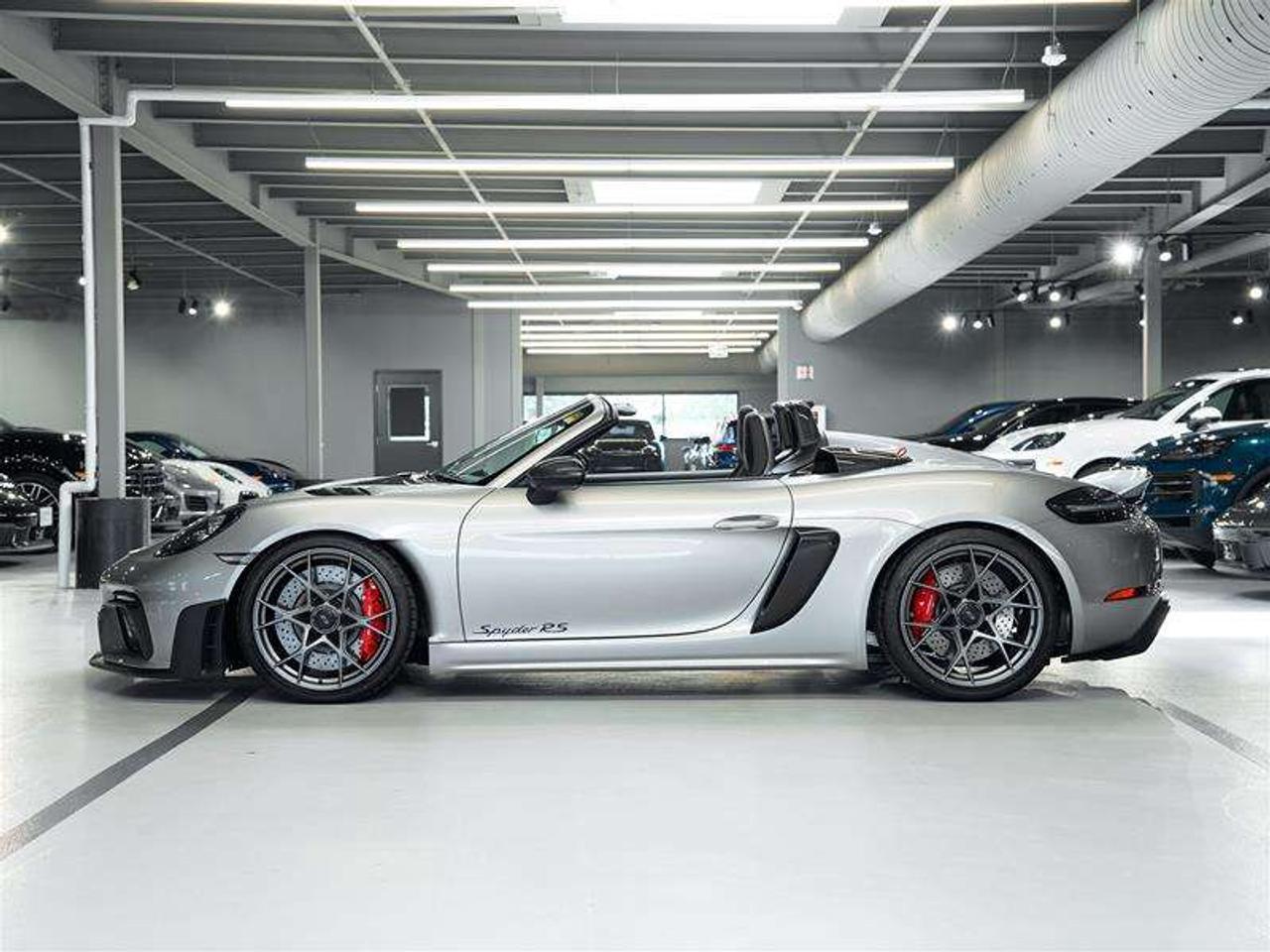 2025 Porsche 718 Spyder RS Roadster Photo