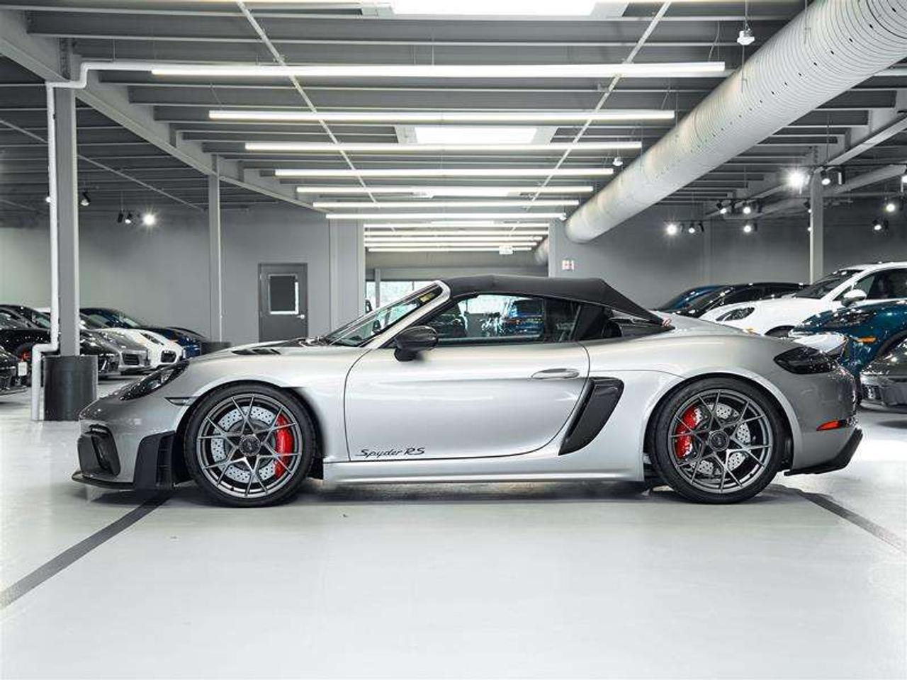 2025 Porsche 718 Spyder RS Roadster Photo