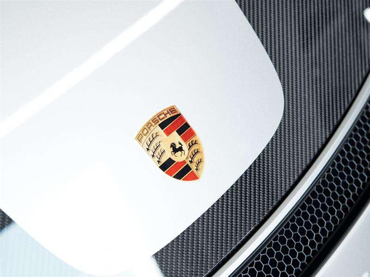 2025 Porsche 718 Spyder RS Roadster Photo
