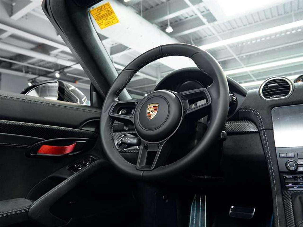 2025 Porsche 718 Spyder RS Roadster Photo