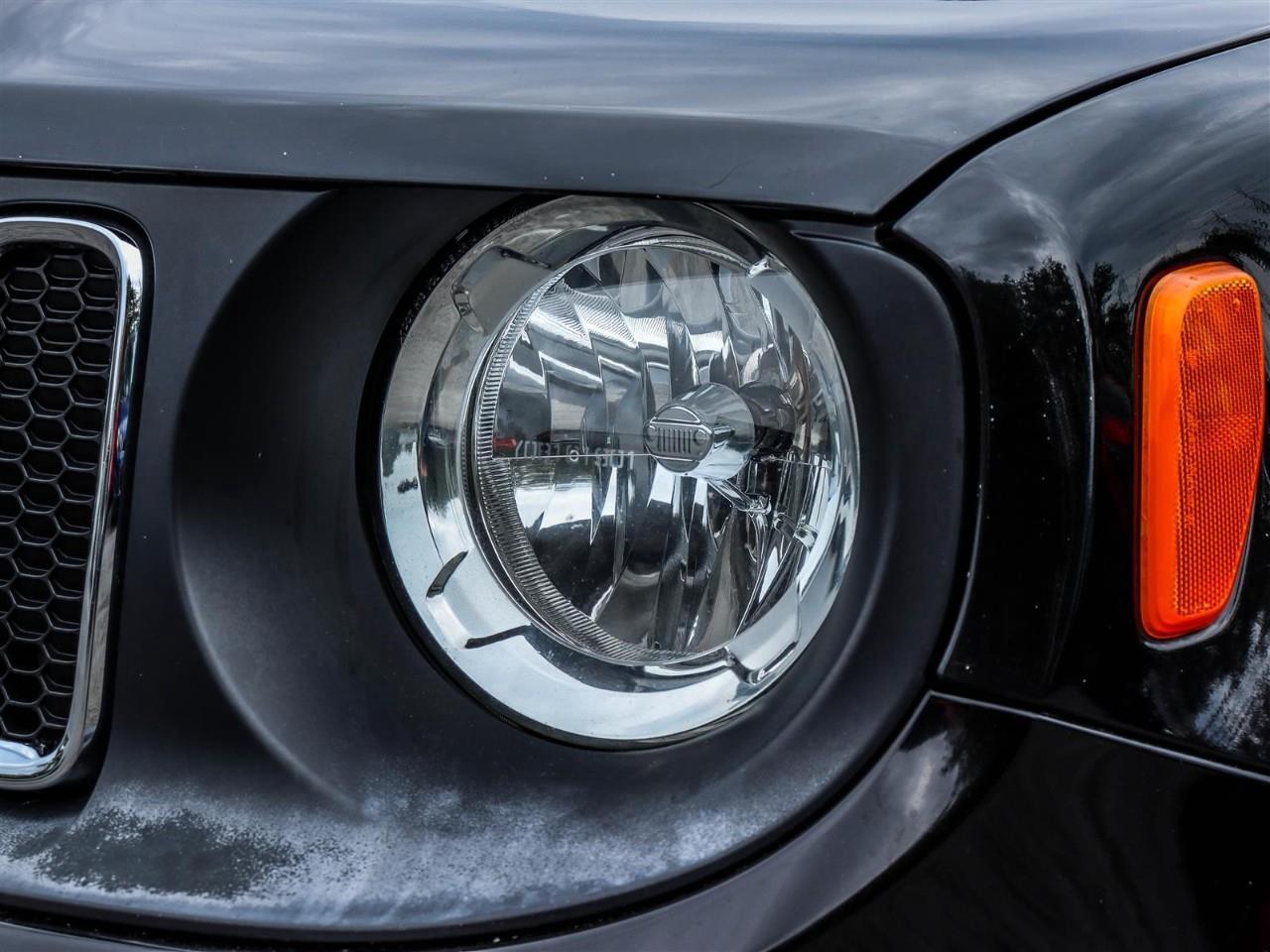 2016 Jeep Renegade Sport Photo