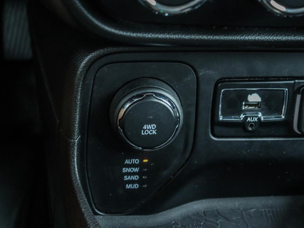 2016 Jeep Renegade Sport Photo