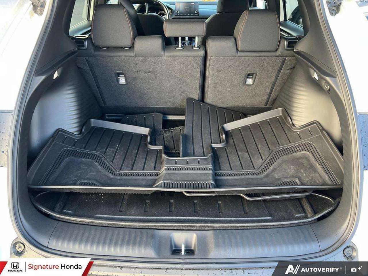 2025 Honda HR-V Sport Photo
