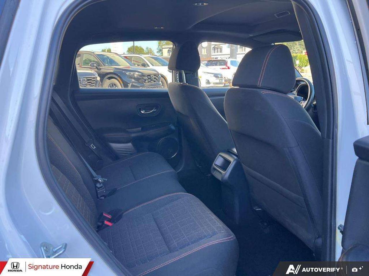 2025 Honda HR-V Sport Photo