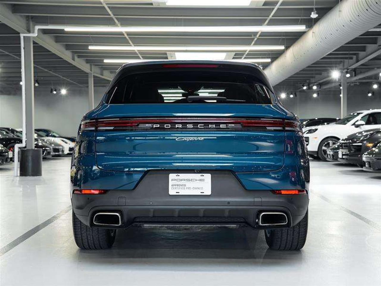 2024 Porsche Cayenne AWD Photo