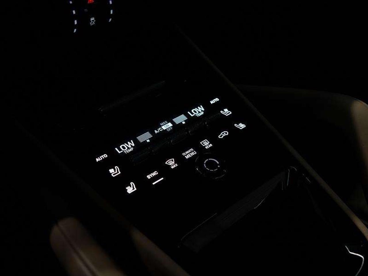 2024 Porsche Cayenne AWD Photo