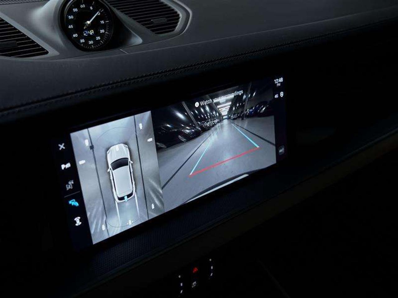 2024 Porsche Cayenne AWD Photo