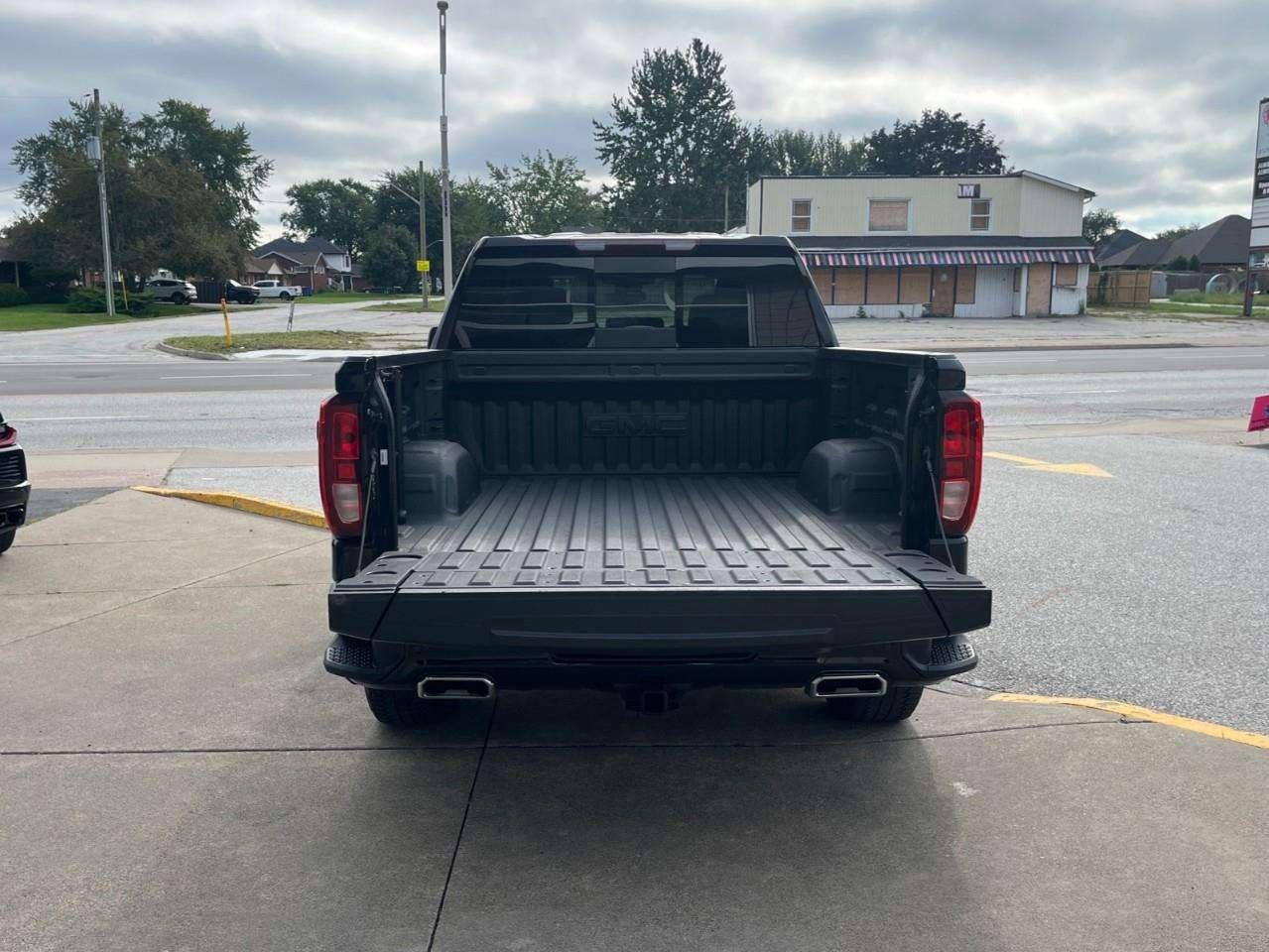 2024 GMC Sierra 1500 ELEVATION CPO RATES APPLY @ 2.99%-5.59% OAC Photo
