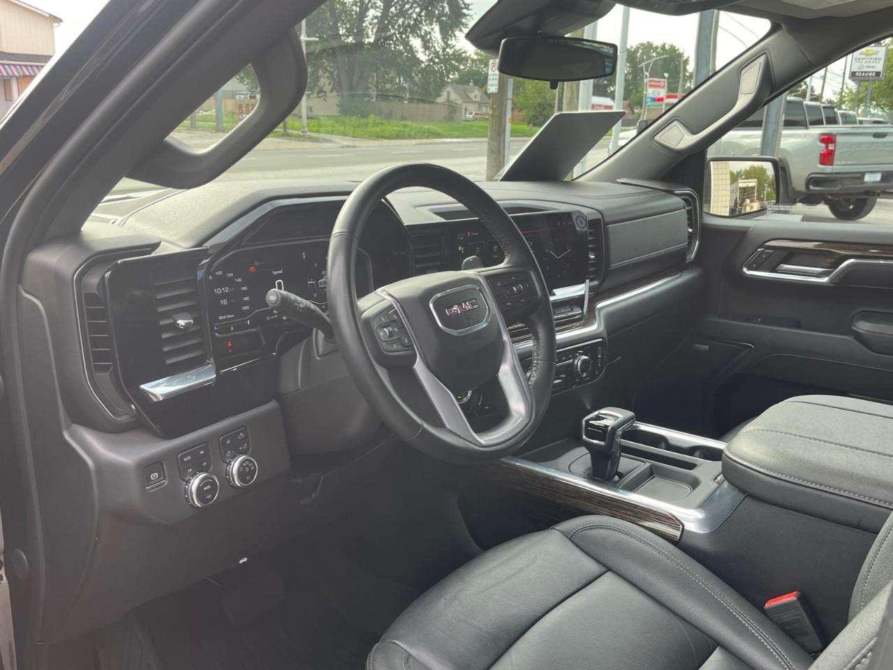 2024 GMC Sierra 1500 ELEVATION CPO RATES APPLY @ 2.99%-5.59% OAC Photo