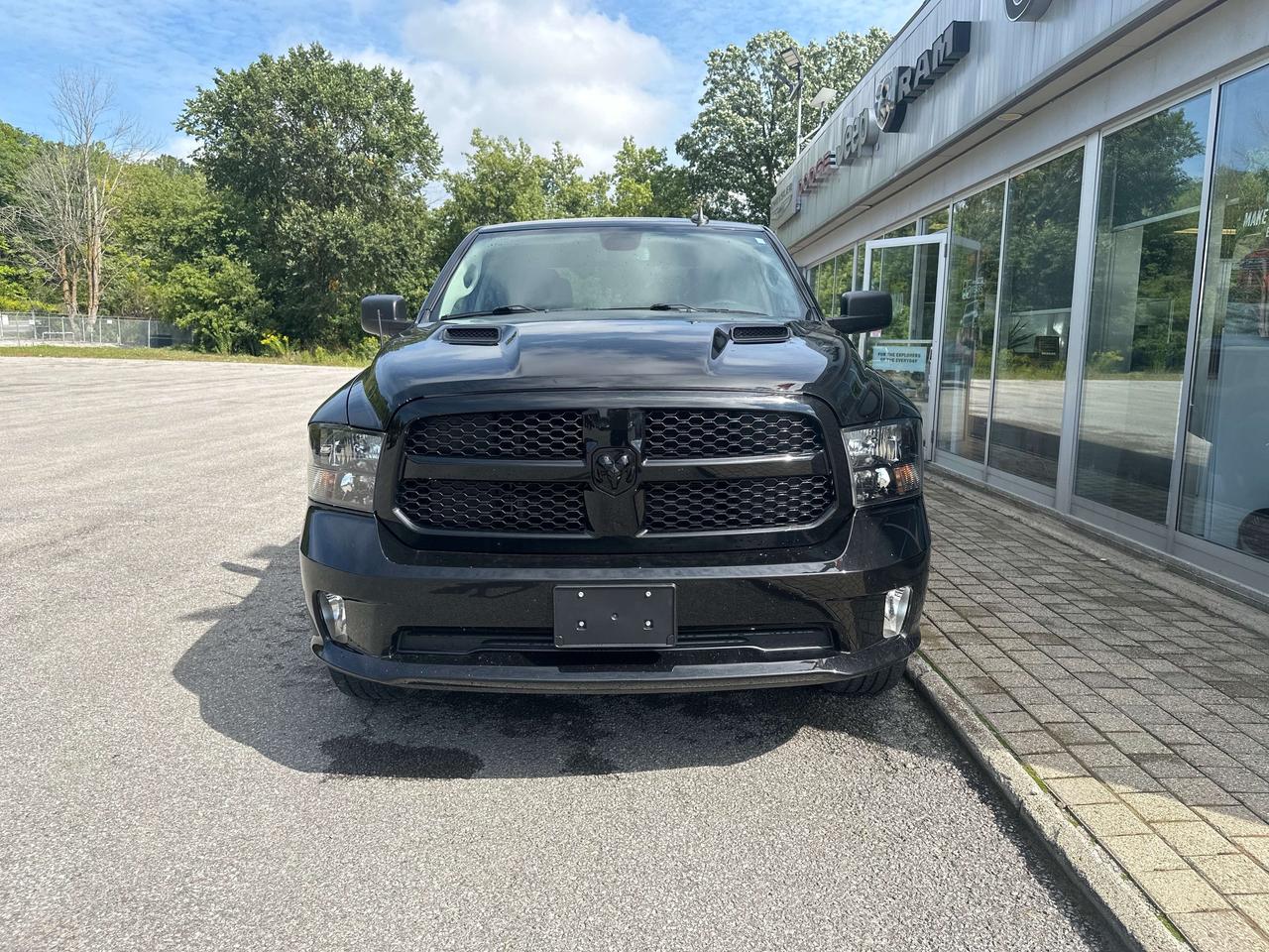 2022 RAM 1500 Express Photo