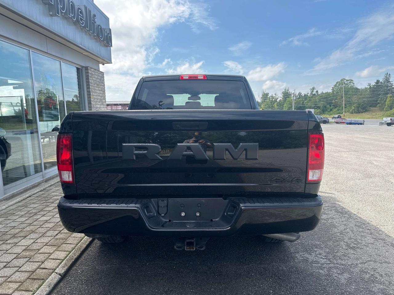 2022 RAM 1500 Express Photo