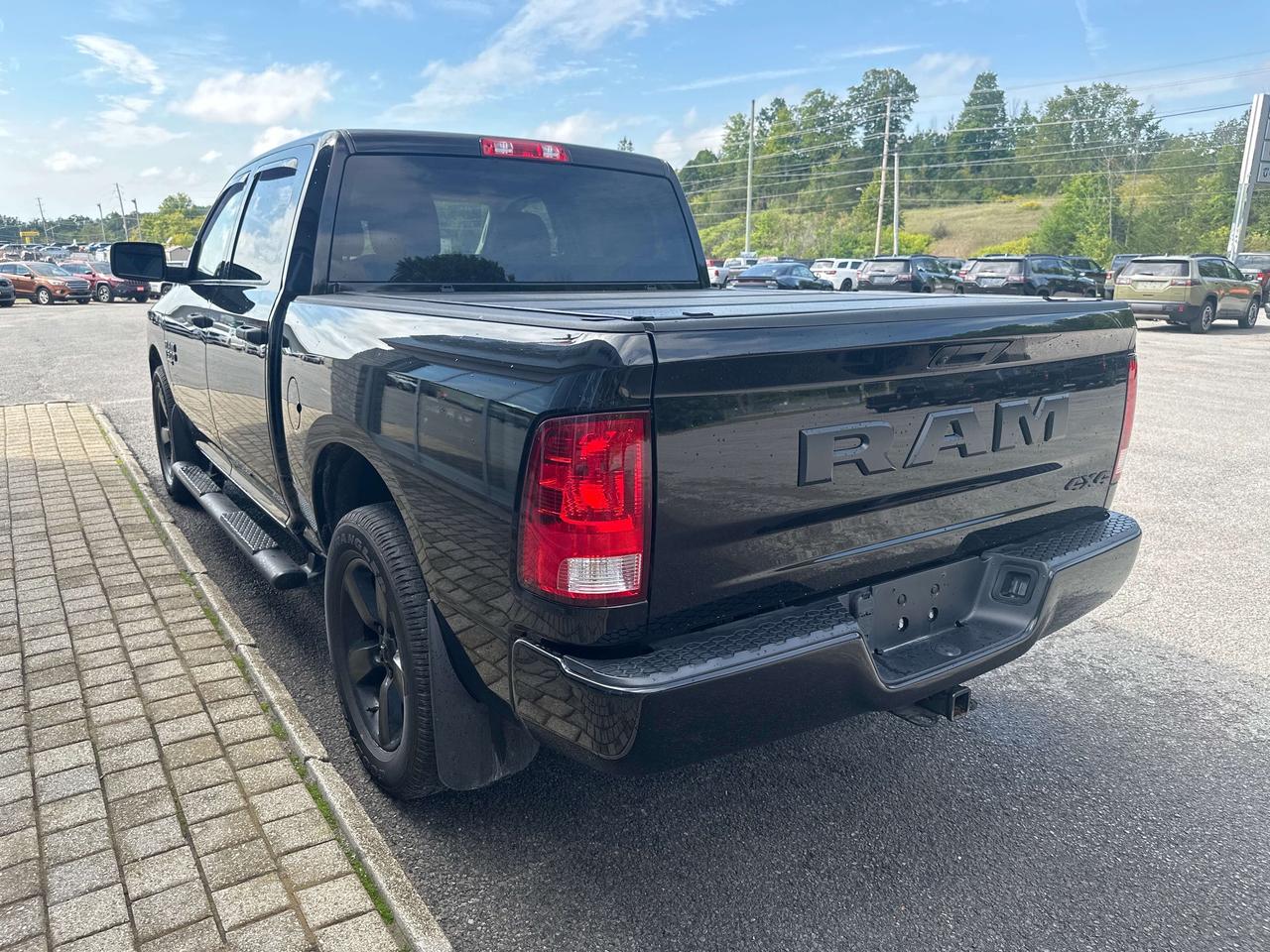 2022 RAM 1500 Express Photo