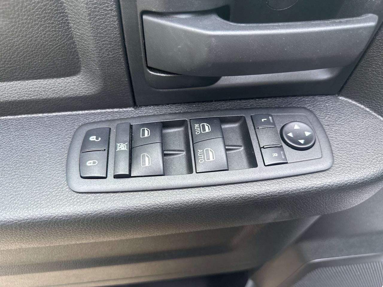 2022 RAM 1500 Express Photo