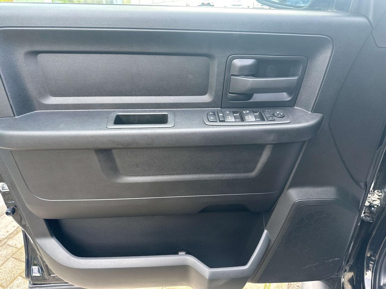 2022 RAM 1500 Express Photo