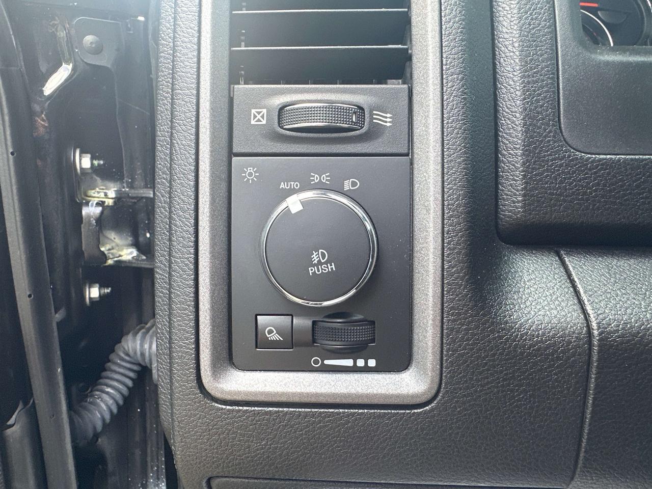 2022 RAM 1500 Express Photo