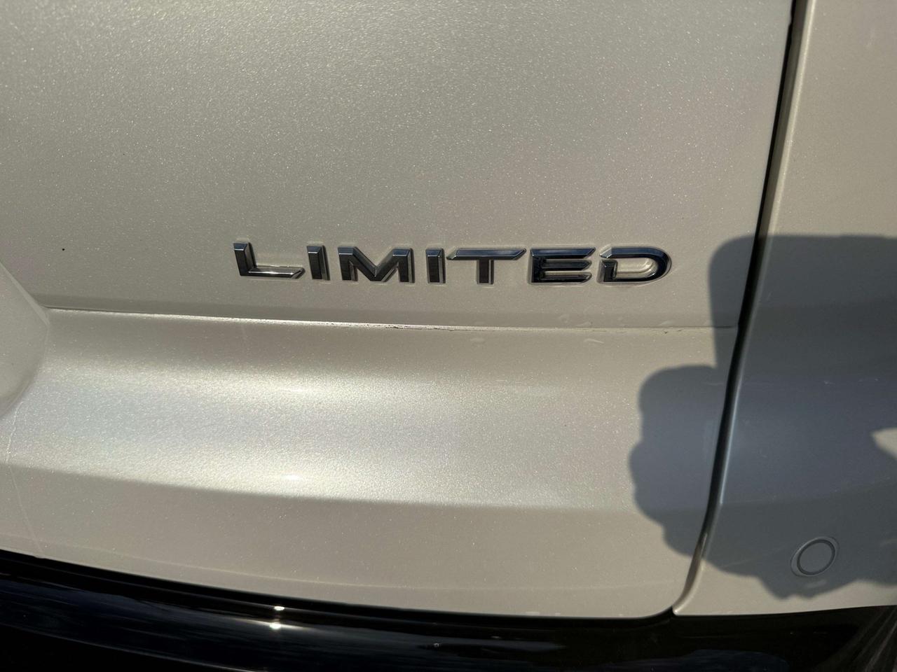 2025 Toyota Crown Limited AWD Photo