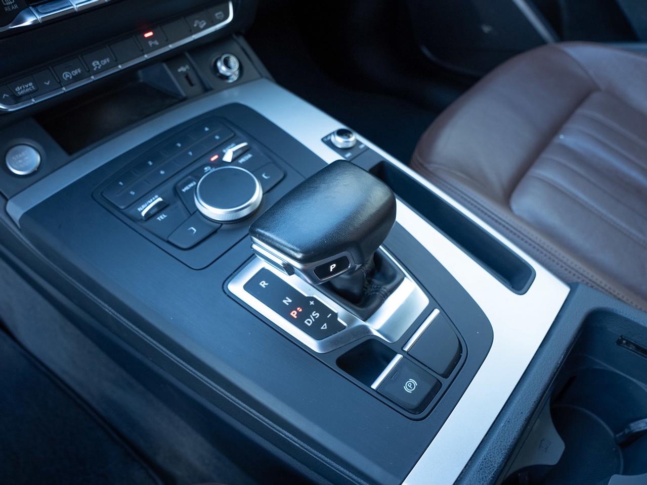 2019 Audi Q5 Komfort | Quattro AWD | Brown Leather Interior Photo