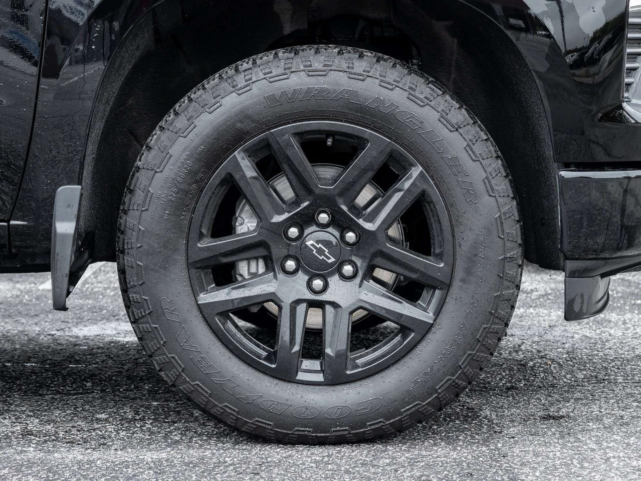 2025 Chevrolet Silverado 1500 RST   5.3L V8   Z71 Off Road Pkg   20" Wheels Photo