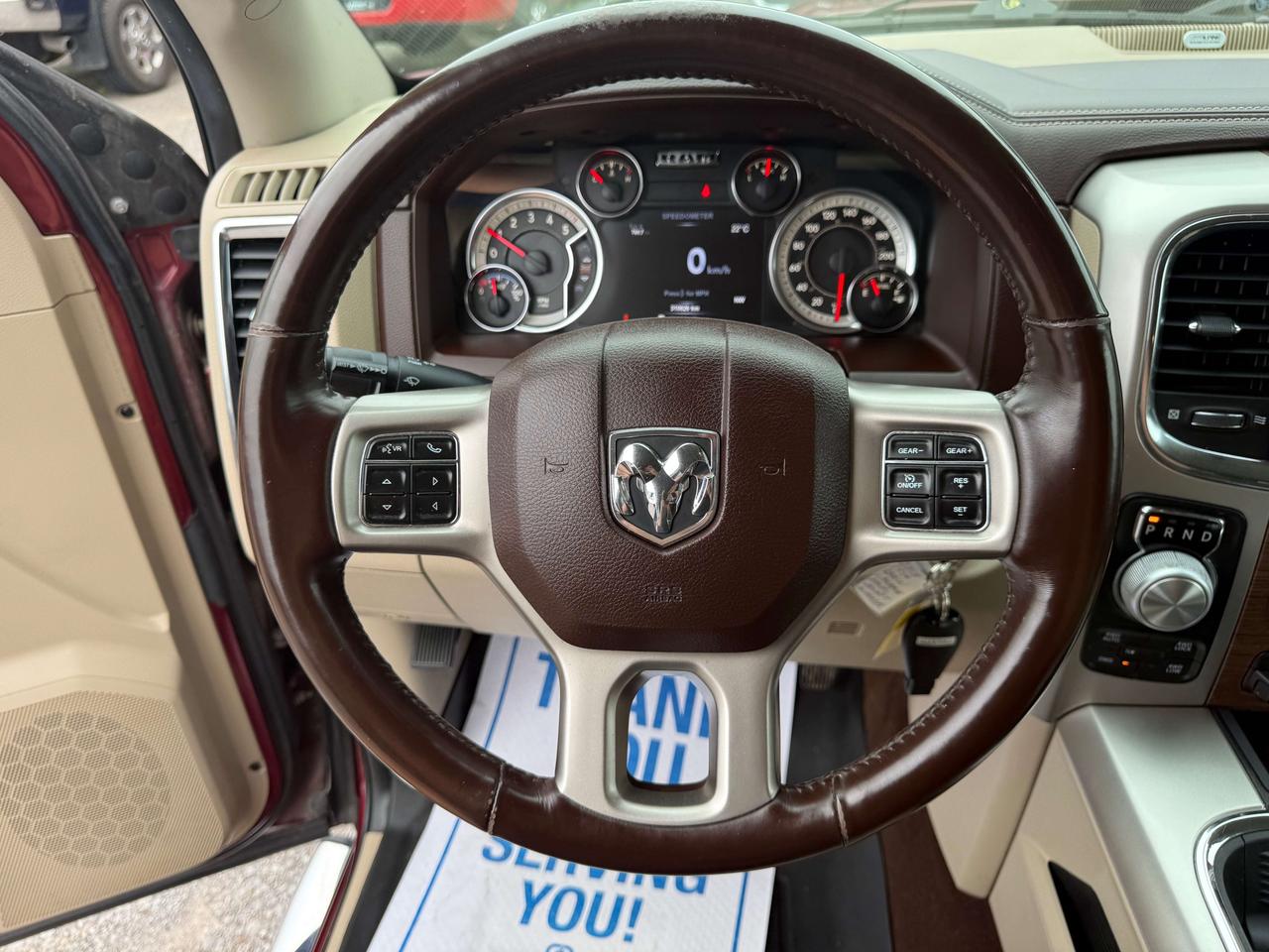 2018 RAM 1500 Laramie - htd/vntd leather - tow pkg Photo