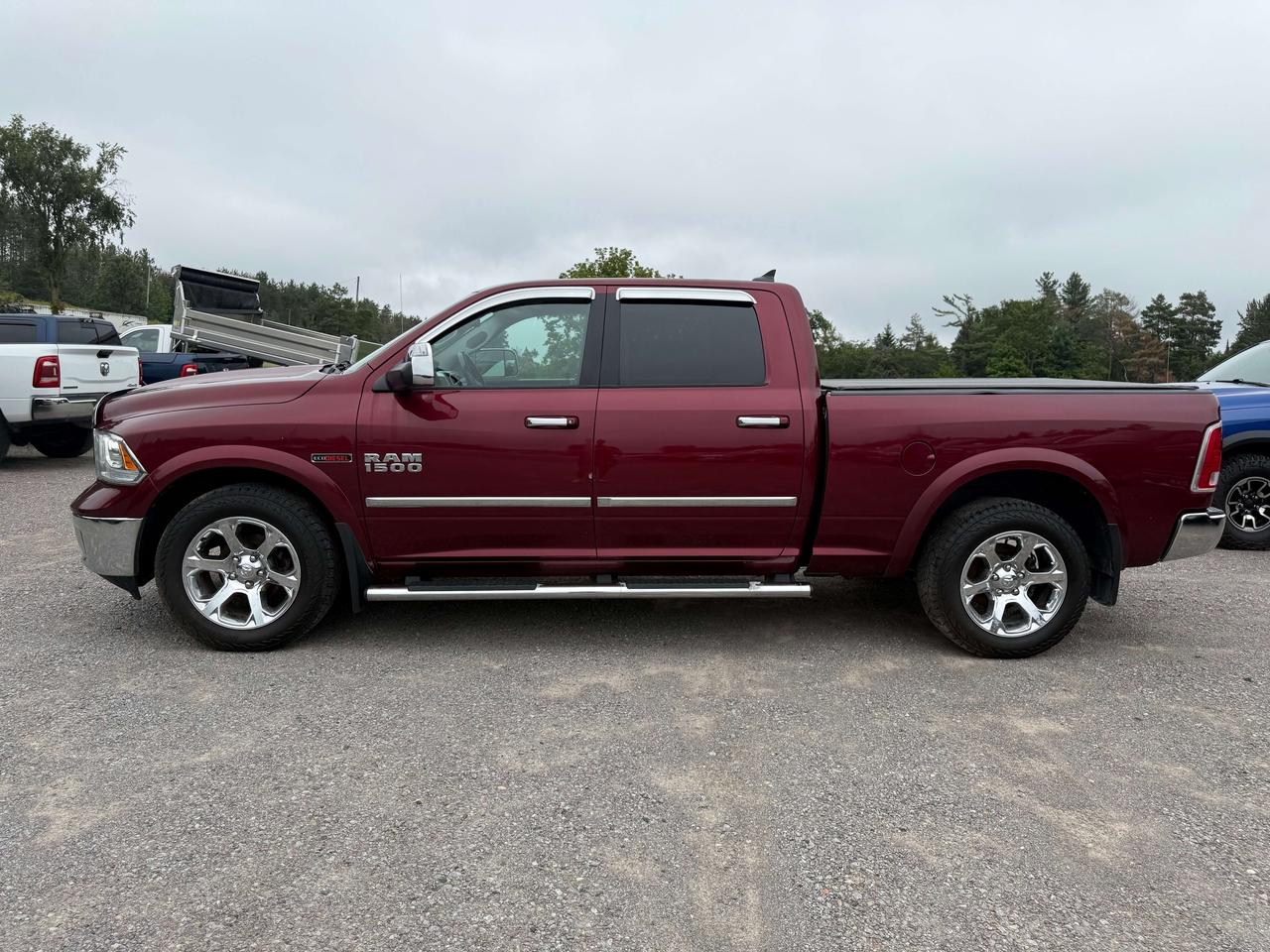 2018 RAM 1500 Laramie - htd/vntd leather - tow pkg Photo5