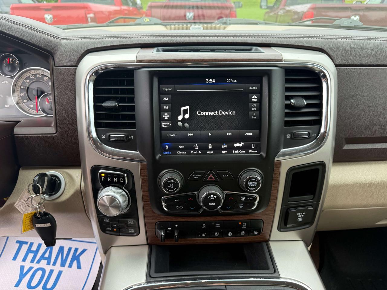 2018 RAM 1500 Laramie - htd/vntd leather - tow pkg Photo