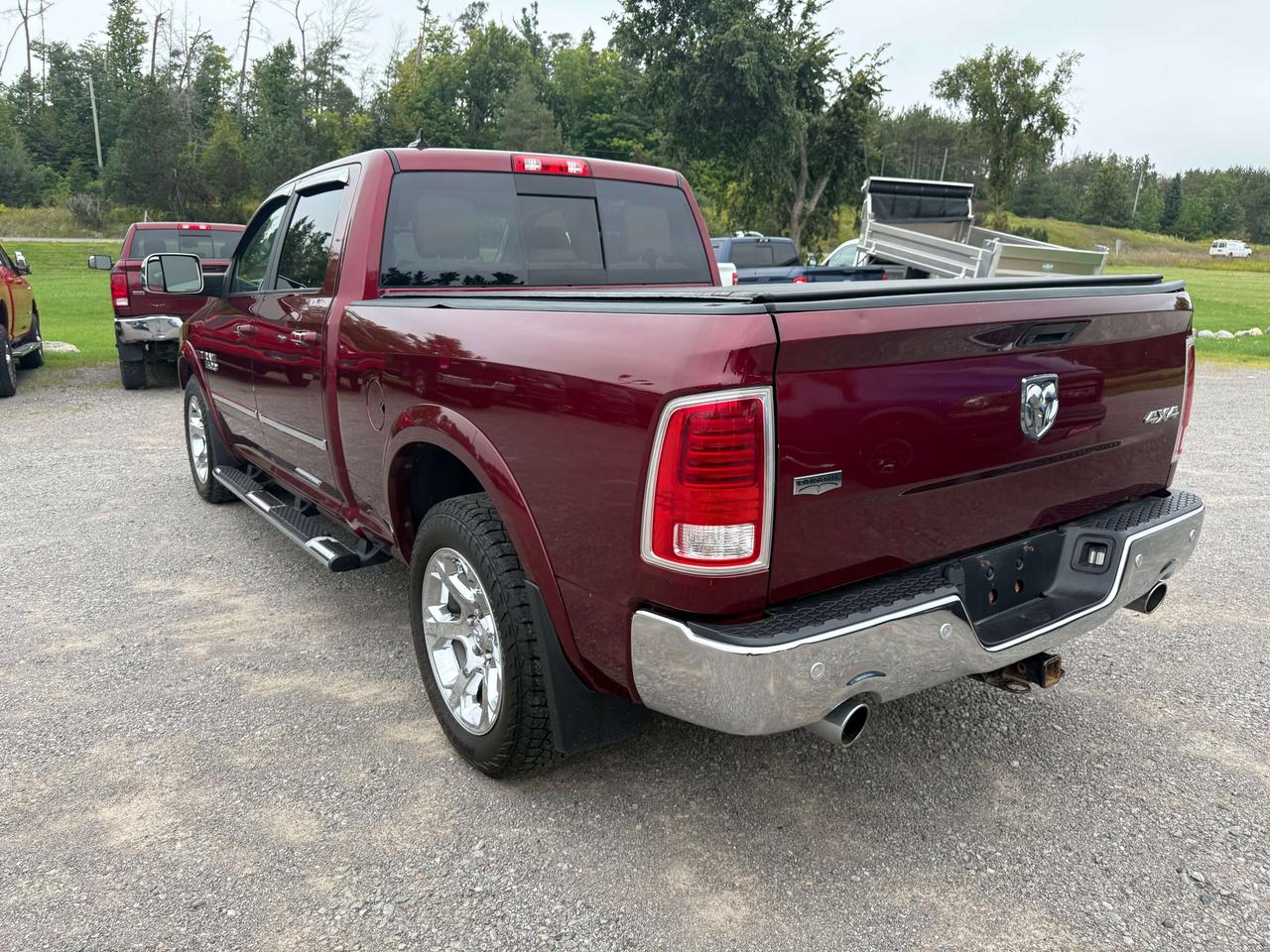 2018 RAM 1500 Laramie - htd/vntd leather - tow pkg Photo