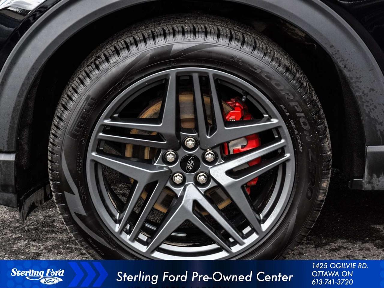 2025 Ford Explorer ST-Line Photo
