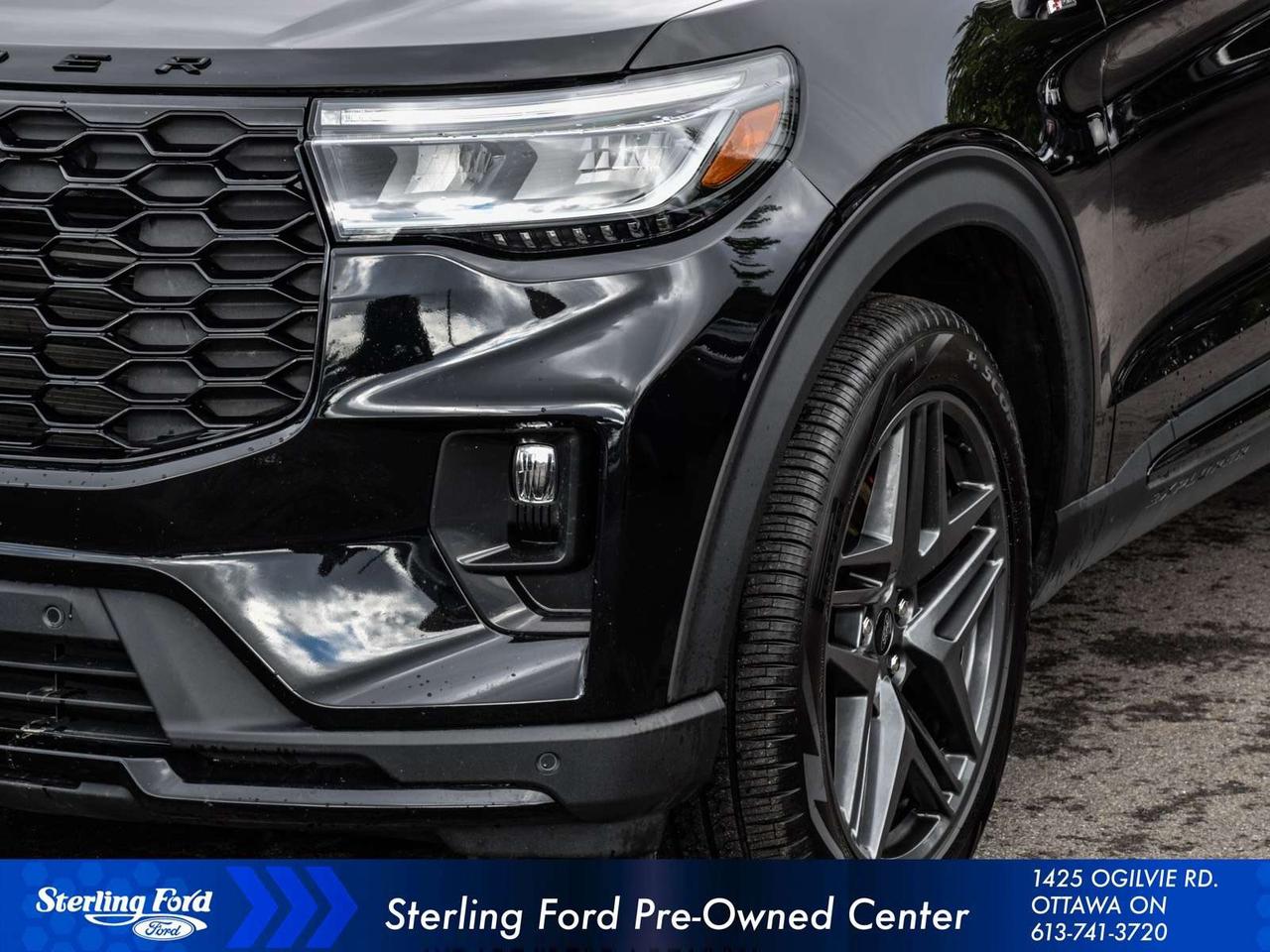 2025 Ford Explorer ST-Line Photo