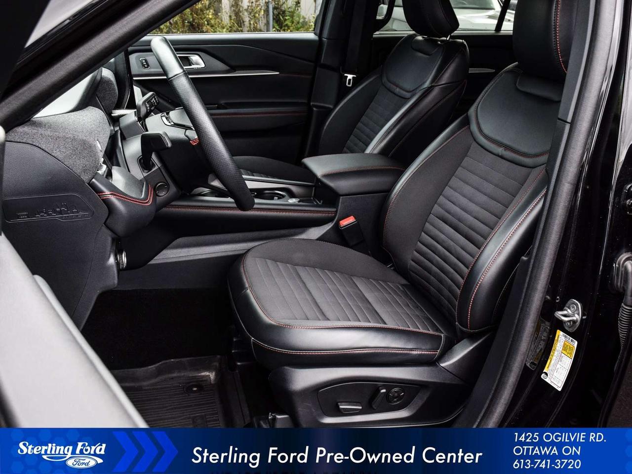 2025 Ford Explorer ST-Line Photo