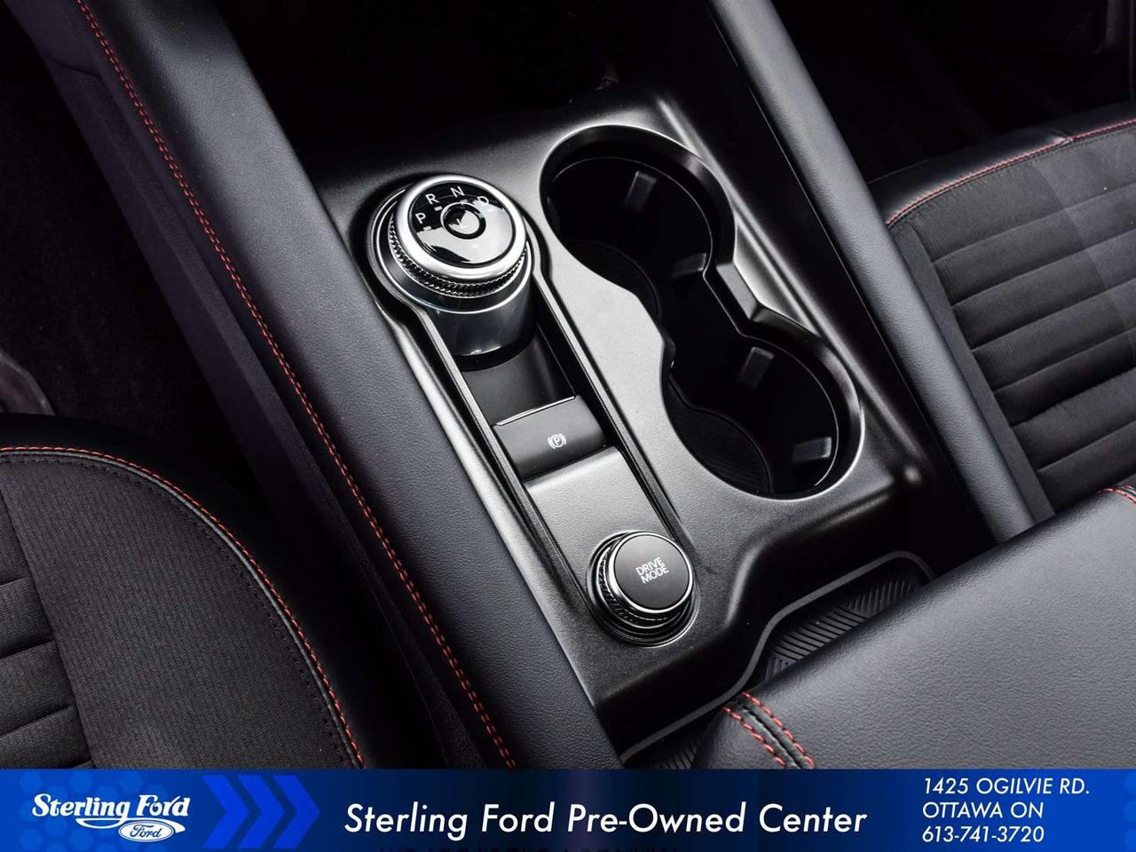 2025 Ford Explorer ST-Line Photo