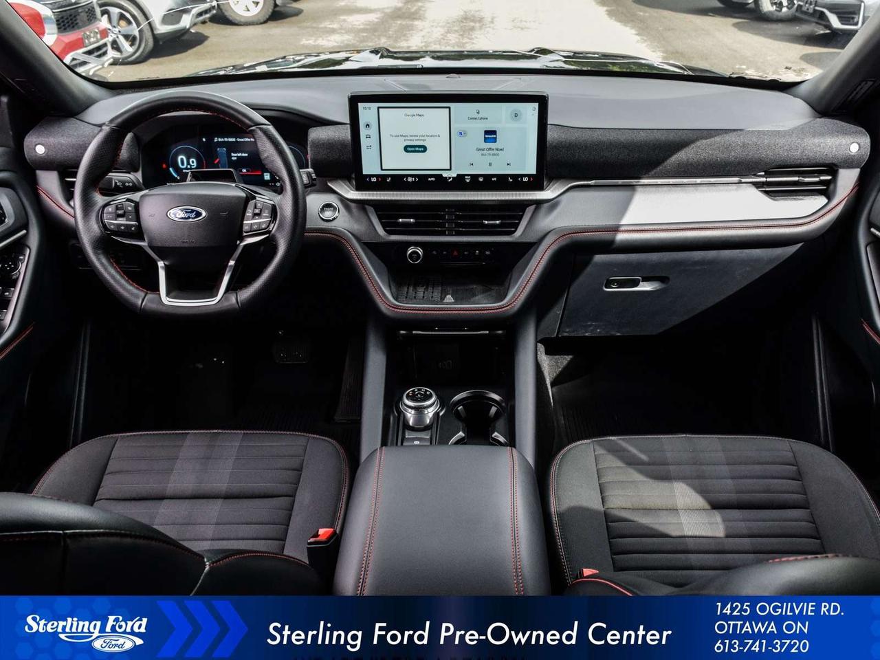 2025 Ford Explorer ST-Line Photo