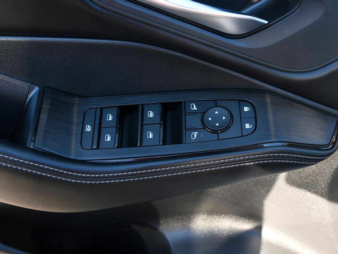 2026 Nissan Rogue SV Moonroof   Adaptive Cruise   Remote Start   CarPlay   Android Auto Photo