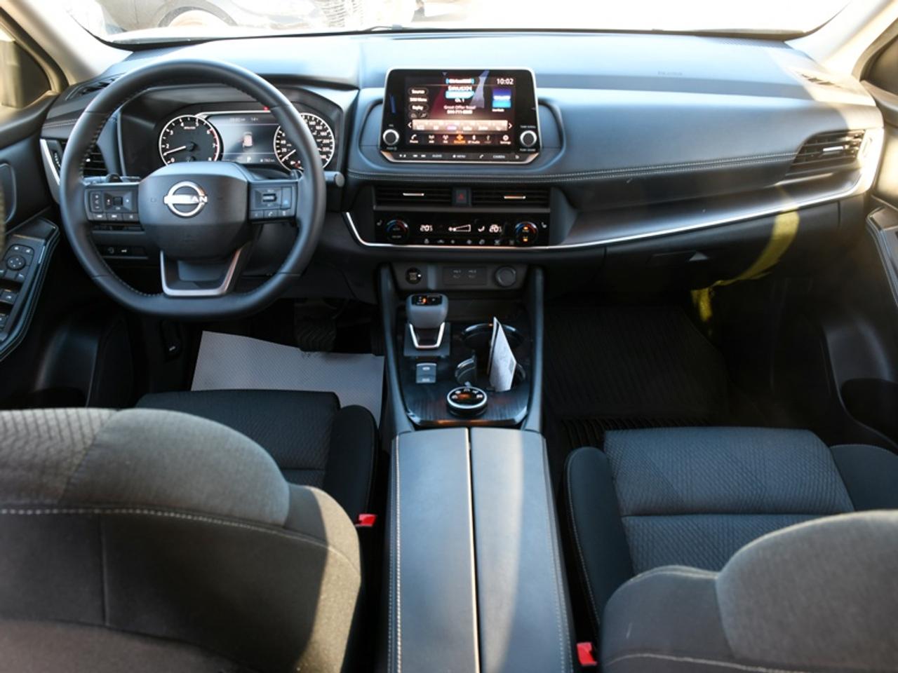 2026 Nissan Rogue SV Moonroof   Adaptive Cruise   Remote Start   CarPlay   Android Auto Photo