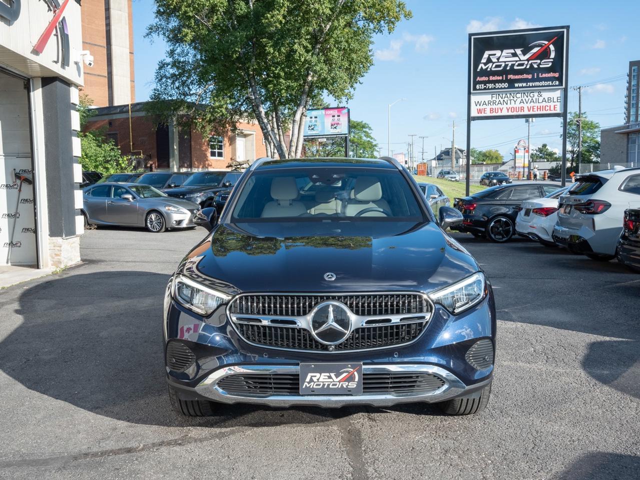 2023 Mercedes-Benz GLC GLC 300 | 4MATIC | PANO ROOF | ONE OWNER Photo