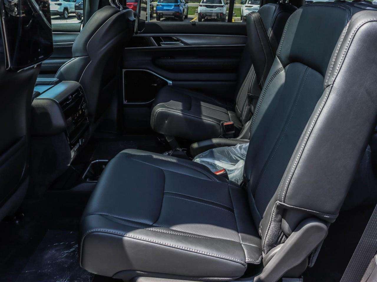 2026 Jeep Grand Wagoneer limited Photo