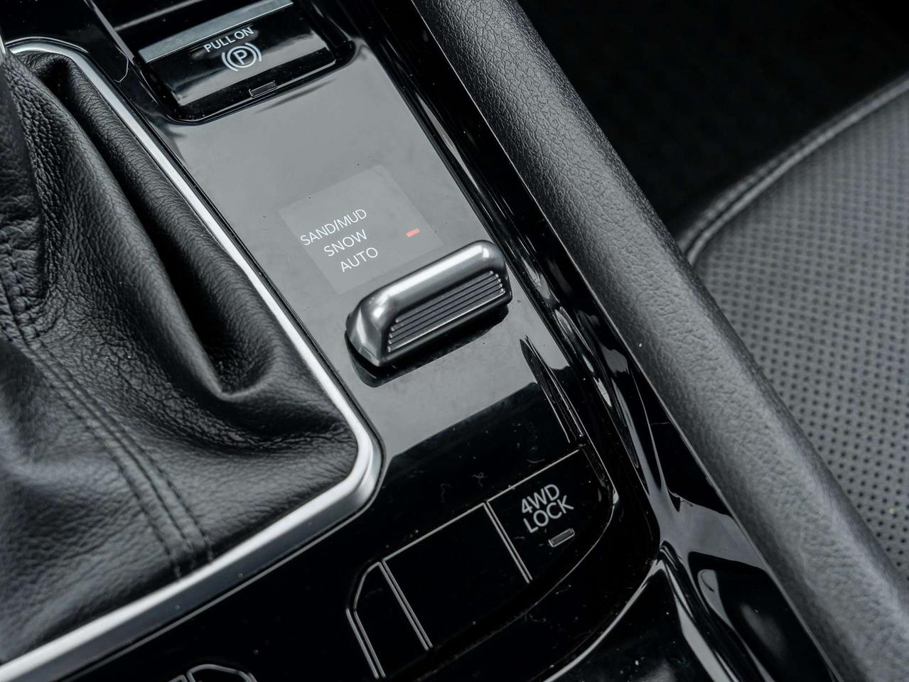 2023 Jeep Compass LIMITED Photo