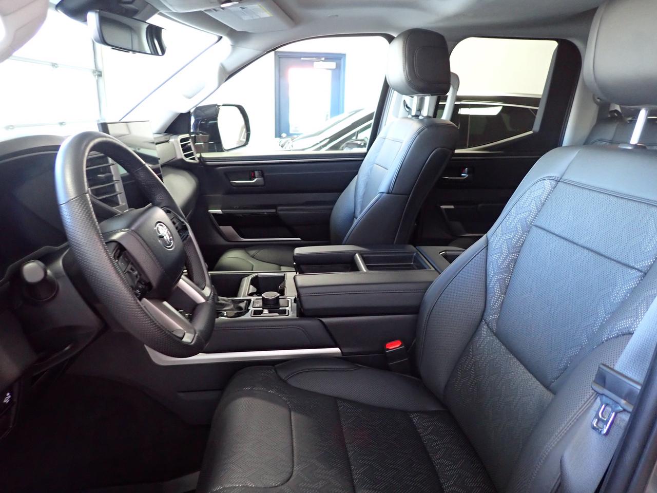 2024 Toyota Tundra Limited 4X4 DOUBLE CAB LEATHER SUNROOF Photo