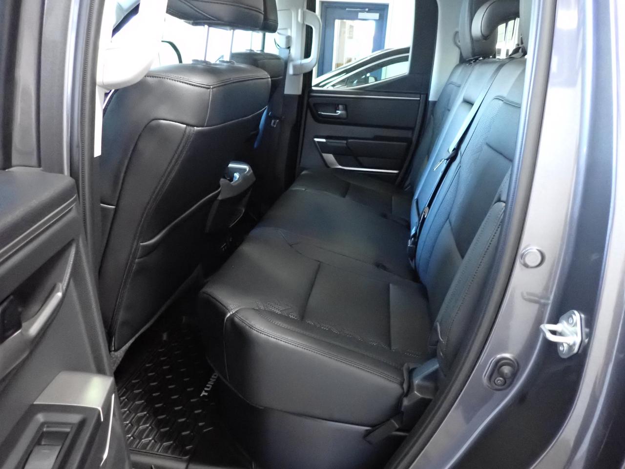 2024 Toyota Tundra Limited 4X4 DOUBLE CAB LEATHER SUNROOF Photo