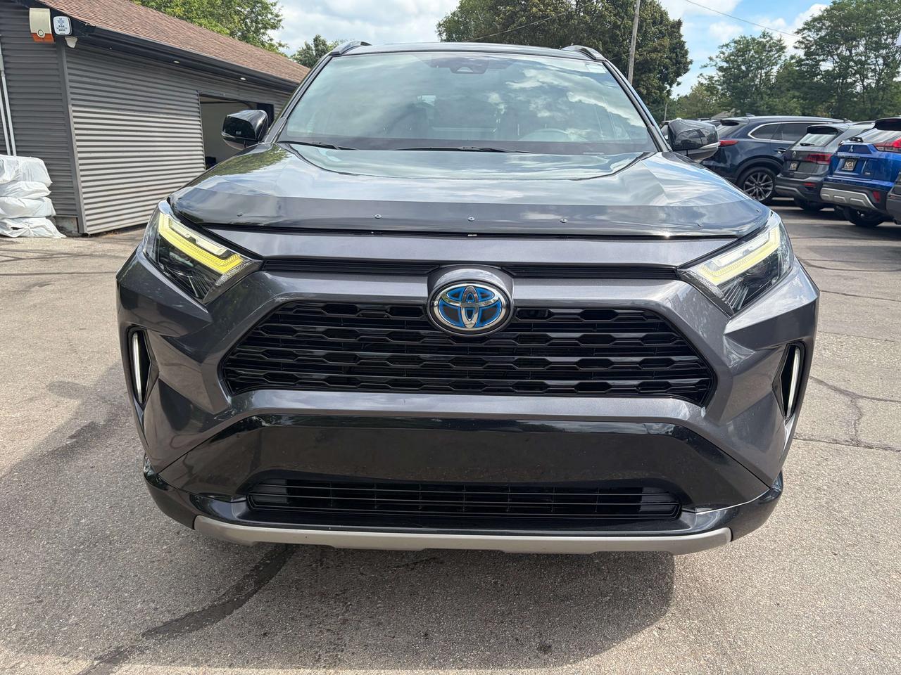 2022 Toyota RAV4 XSE AWD Clean CARFAX SofTex Leather Moonroof Photo