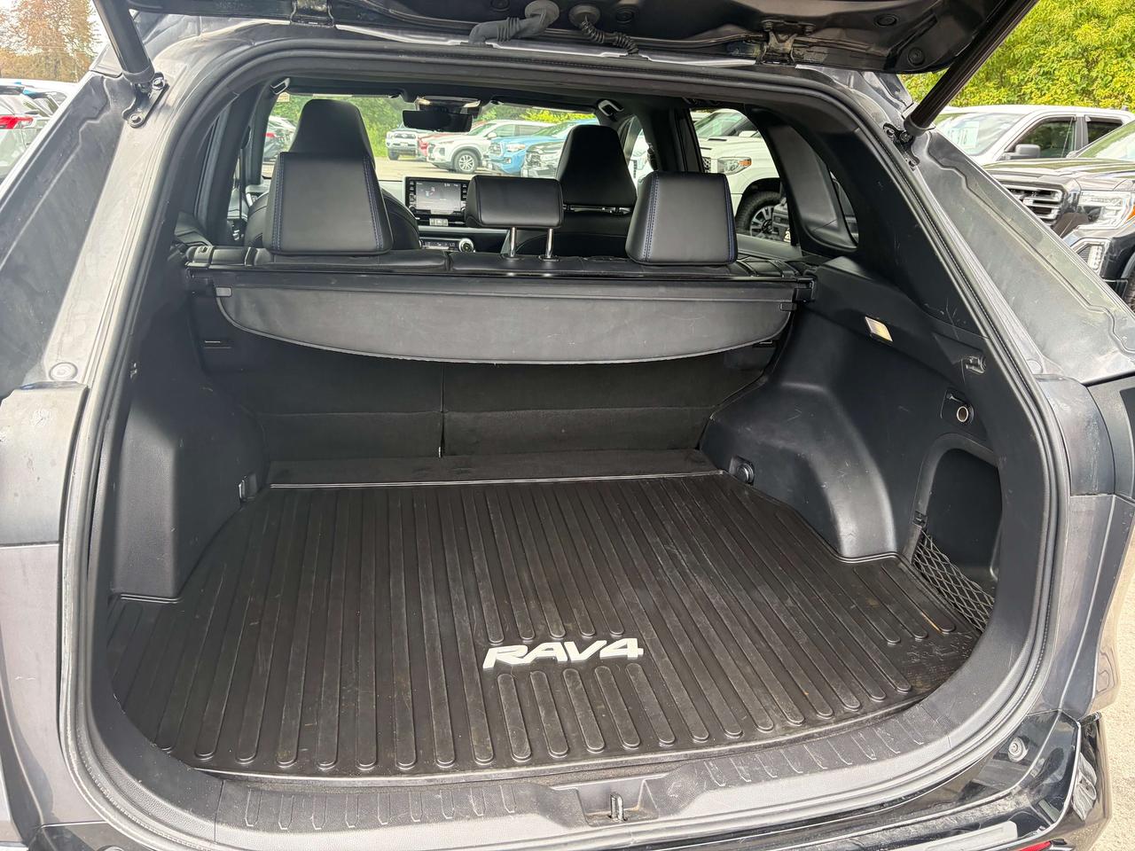 2022 Toyota RAV4 XSE AWD Clean CARFAX SofTex Leather Moonroof Photo