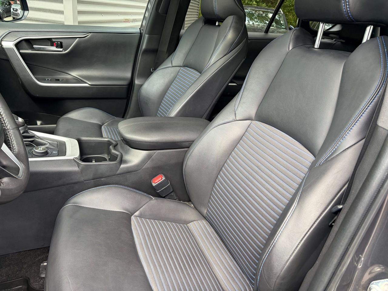 2022 Toyota RAV4 XSE AWD Clean CARFAX SofTex Leather Moonroof Photo