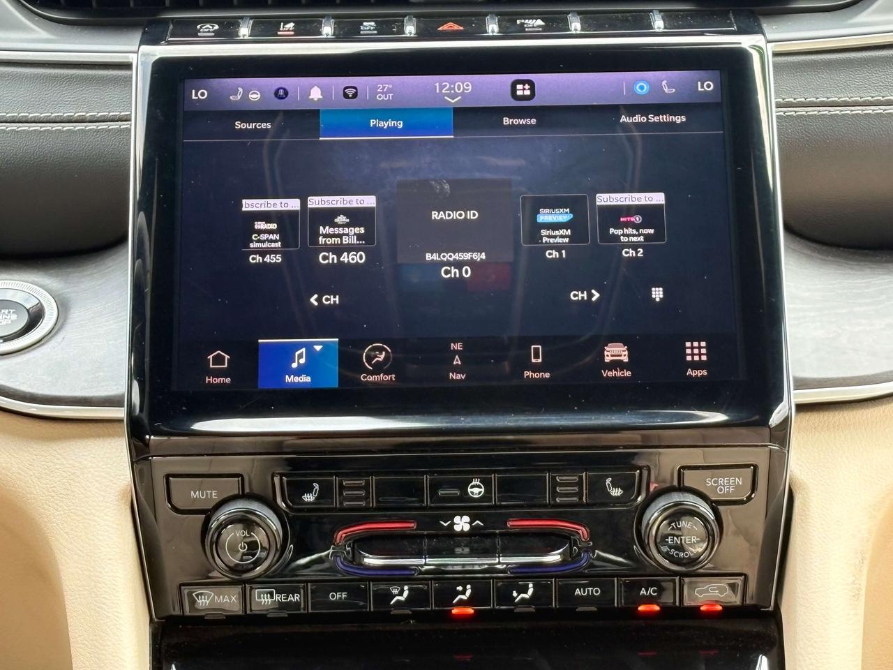 2023 Jeep Grand Cherokee Limited 4x4   7 Pass   Clean Carfax Photo