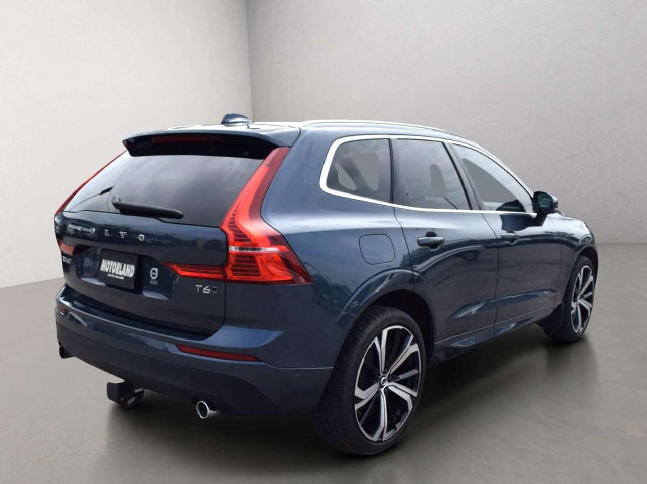 2019 Volvo XC60 Momentum AWD Navi Panoramic Sunroof Photo
