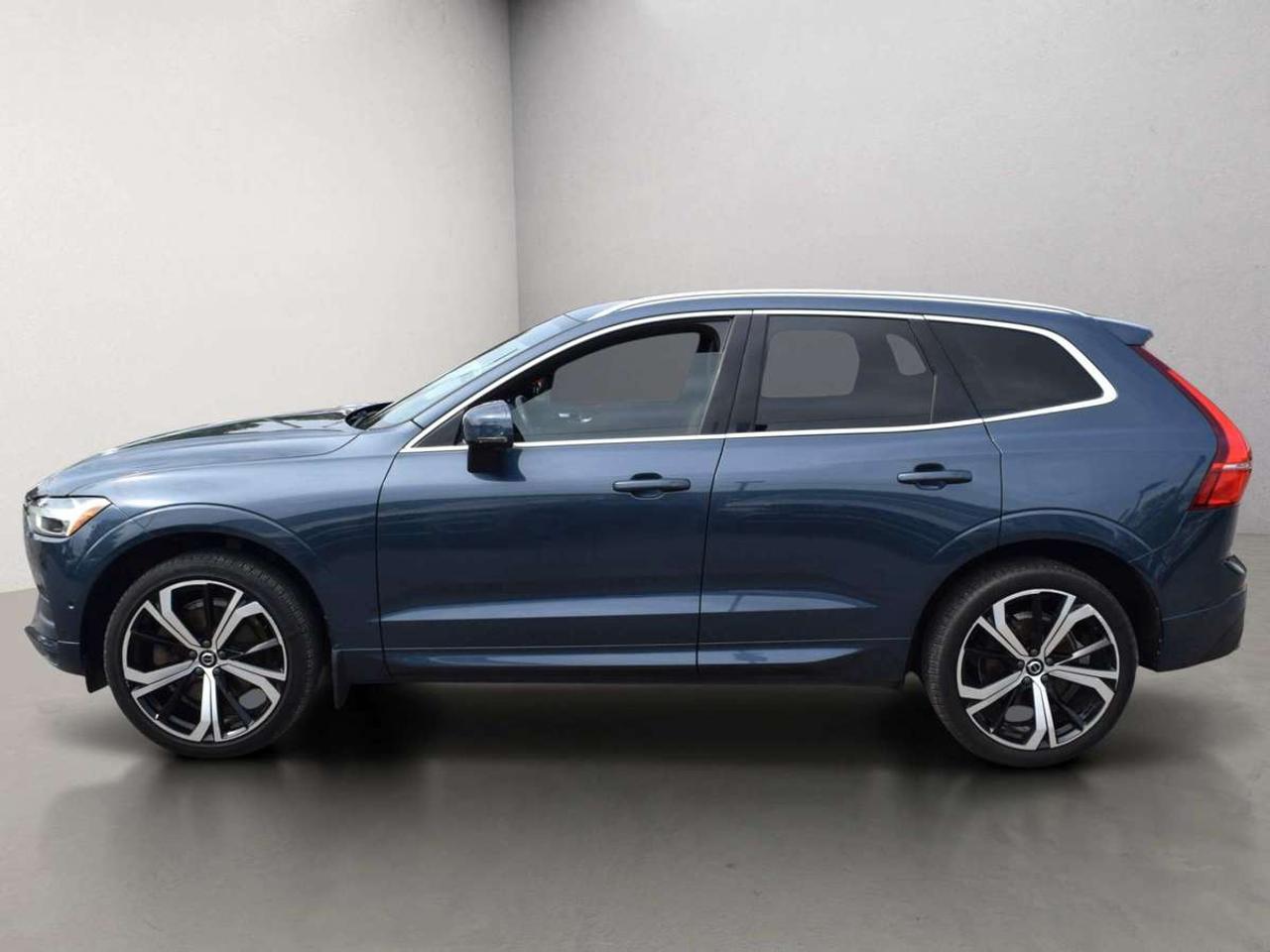 2019 Volvo XC60 Momentum AWD Navi Panoramic Sunroof Photo
