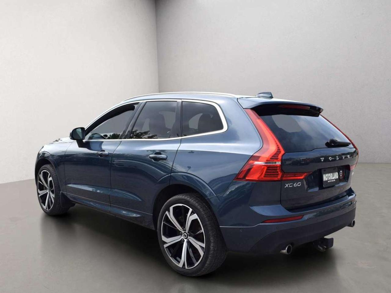 2019 Volvo XC60 Momentum AWD Navi Panoramic Sunroof Photo