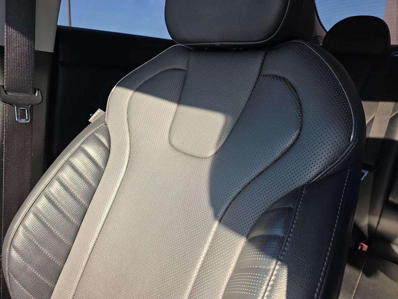 2023 Hyundai Elantra Luxury   NO ACCIDENTS LEATHER 5.5L/100KM Photo