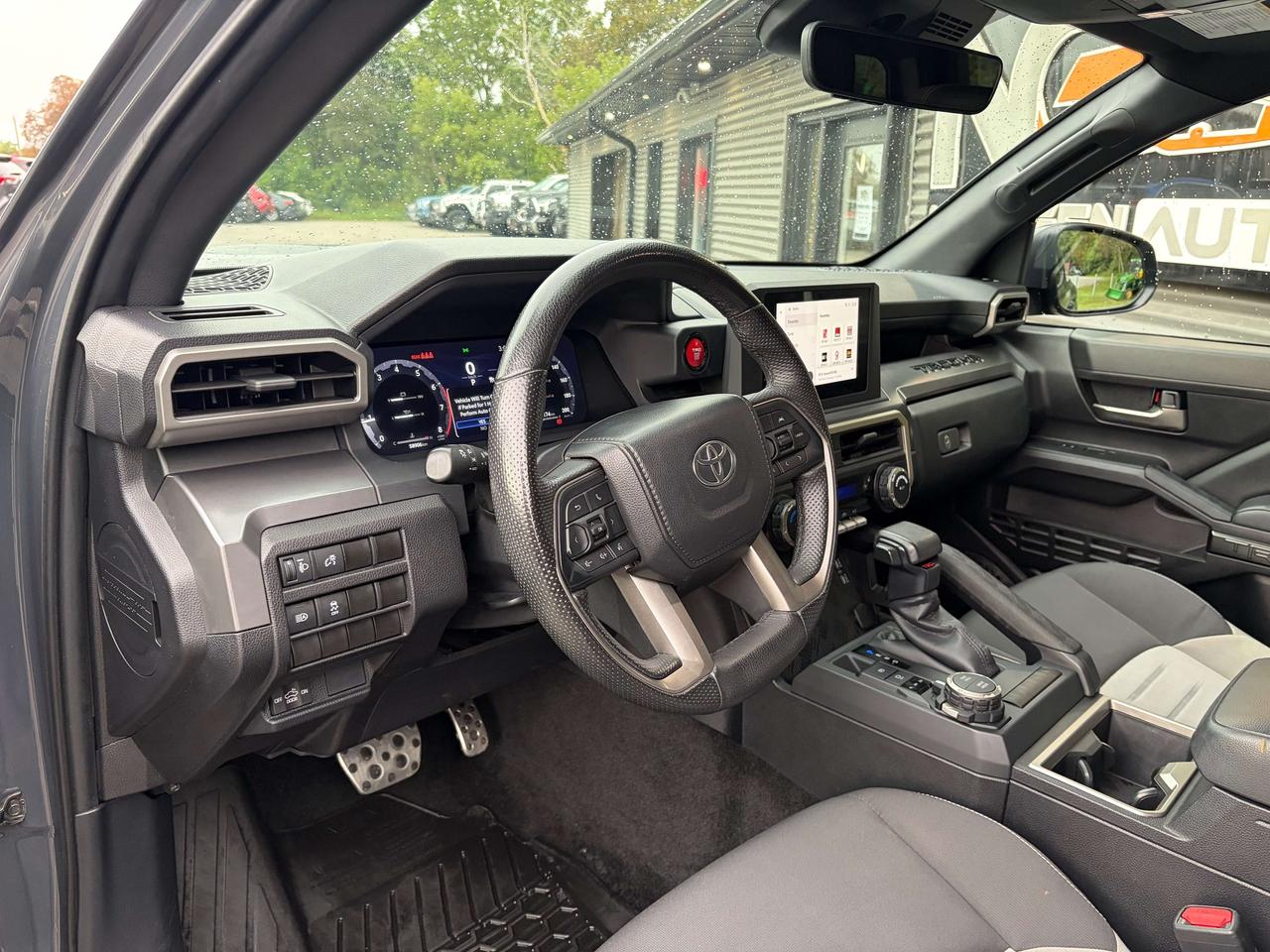 2024 Toyota Tacoma TRD SPORT 4x4 Double Cab Clean CARFAX Heated Seats Photo